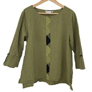 # Habitat Green Textured Tunic with Geometric Inset (L)